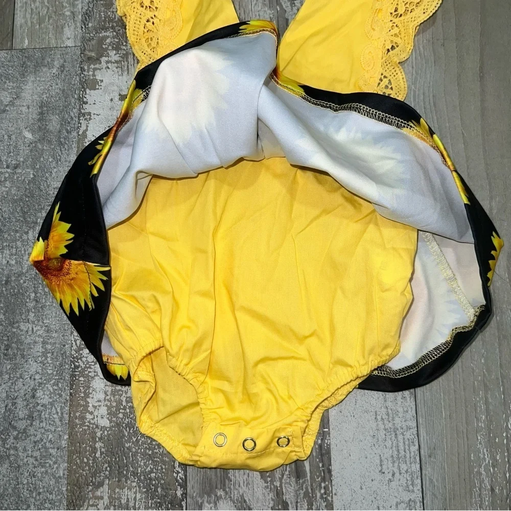 NWOT Baby Girl Sunflower Skirt Romper Size 80cm/12 Months